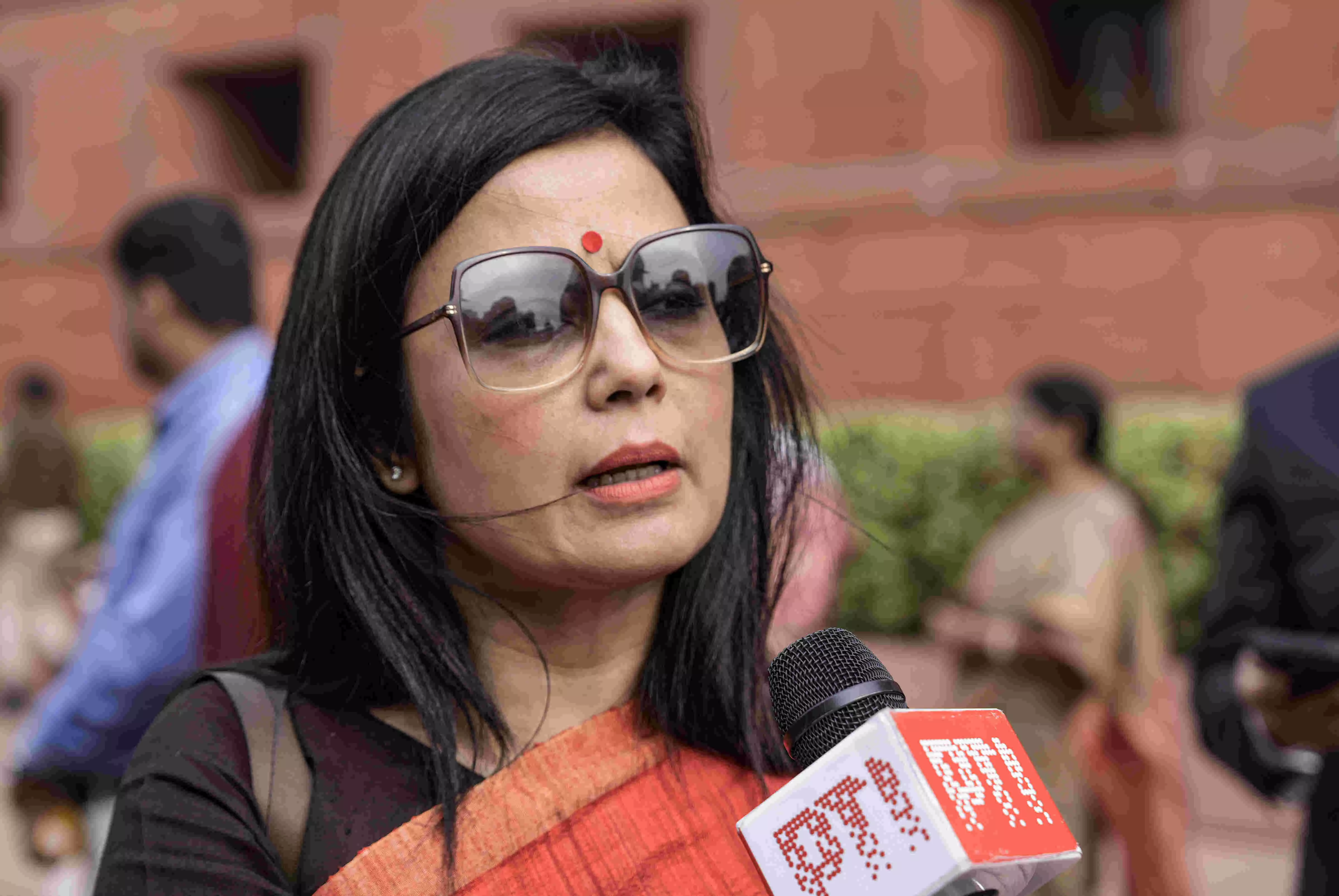 ಮೊಯಿತ್ರಾರನ್ನು ಲೋಕಸಭೆಯಿಂದ ಉಚ್ಚಾಟಿಸಲು ರಾಜಕೀಯ ಪಿತೂರಿ: ಕಾಂಗ್ರೆಸ್