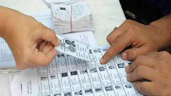 ದ.ಕ. ಜಿಲ್ಲೆಯಲ್ಲಿ 25,045 ಯುವ ಮತದಾರರ ಸೇರ್ಪಡೆ ದ.ಕ. ಜಿಲ್ಲೆಯಲ್ಲಿ 25,045 ಯುವ ಮತದಾರರ ಸೇರ್ಪಡೆ