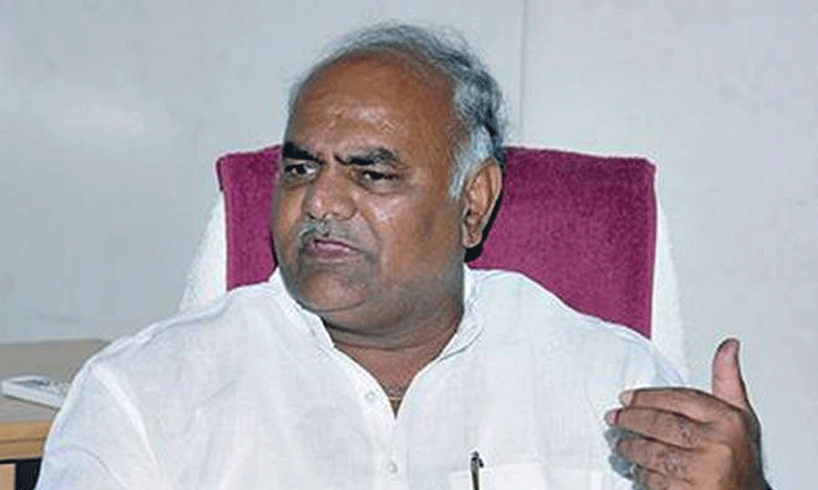 ಕೊಬ್ಬರಿಗೆ ಹೆಚ್ಚುವರಿ 250 ರೂ.ಬೆಂಬಲ ಬೆಲೆ: ಸಚಿವ ಶಿವಾನಂದ ಪಾಟೀಲ್ ಕೊಬ್ಬರಿಗೆ ಹೆಚ್ಚುವರಿ 250 ರೂ.ಬೆಂಬಲ ಬೆಲೆ: ಸಚಿವ ಶಿವಾನಂದ ಪಾಟೀಲ್