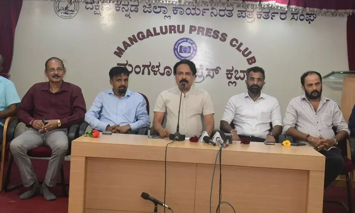 ಸರಕಾರ ಸ್ಪಂದಿಸದಿದ್ದರೆ ಖಾಸಗಿ ಬಸ್ ವ್ಯವಸ್ಥೆ ಪತನ: ದಕ ಜಿಲ್ಲಾ ಖಾಸಗಿ ಬಸ್ ಮಾಲಕರ ಸಂಘ