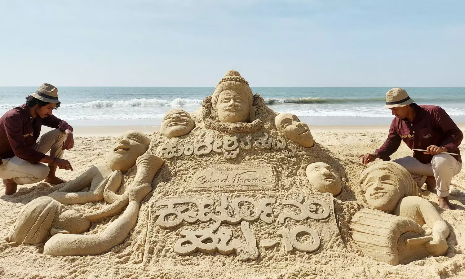 ಕಾರ್ಟೂನ್ ಹಬ್ಬಕ್ಕೆ ಶುಭಕೋರವ ಮರಳು ಶಿಲ್ಪ