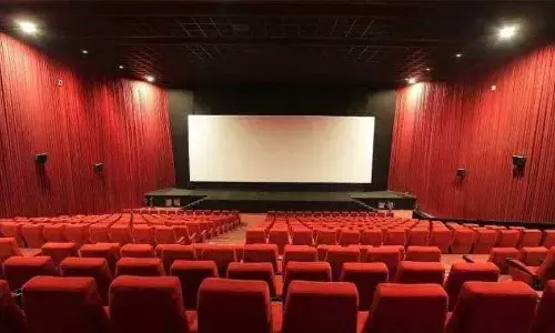 ಕೆನಡಾ: ಥಿಯೇಟರ್ನಲ್ಲಿ ಹಿಂದಿ ಸಿನೆಮಾ ಪ್ರಸಾರಕ್ಕೆ ಅಡ್ಡಿ