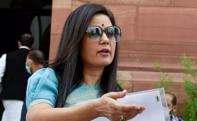 ನೈತಿಕ ಸಮಿತಿಯು ನಿಯಮವನ್ನು ಮುರಿದಿದೆ: ಉಚ್ಚಾಟನೆಗೊಂಡ ನಂತರ ಮಹುವಾ ಪ್ರತಿಕ್ರಿಯೆ