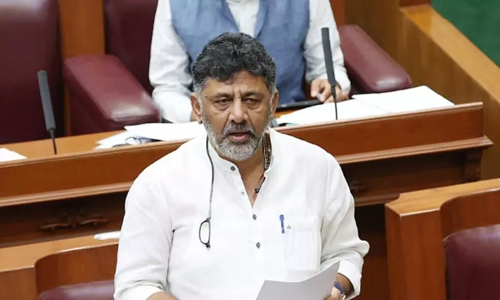 ಮೋಡ ಬಿತ್ತನೆ ವಿಚಾರವಾಗಿ ಆರ್ಥಿಕ ಇಲಾಖೆ ಜೊತೆ ಚರ್ಚೆ ಮಾಡಿ ತೀರ್ಮಾನ: ಡಿಸಿಎಂ ಡಿ.ಕೆ. ಶಿವಕುಮಾರ್ ಮೋಡ ಬಿತ್ತನೆ ವಿಚಾರವಾಗಿ ಆರ್ಥಿಕ ಇಲಾಖೆ ಜೊತೆ ಚರ್ಚೆ ಮಾಡಿ ತೀರ್ಮಾನ: ಡಿಸಿಎಂ ಡಿ.ಕೆ. ಶಿವಕುಮಾರ್