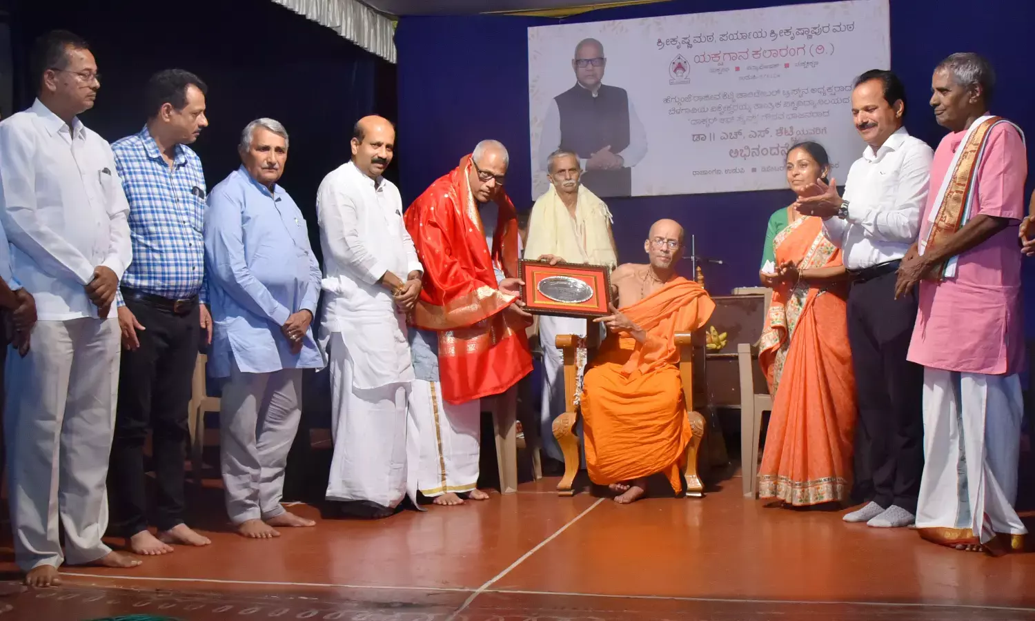 ಅನ್ನದಾನಕ್ಕಿಂತ ವಿದ್ಯಾದಾನ ಶ್ರೇಷ್ಠ: ಶ್ರೀ ವಿದ್ಯಾಸಾಗರ ತೀರ್ಥ ಸ್ವಾಮೀಜಿ