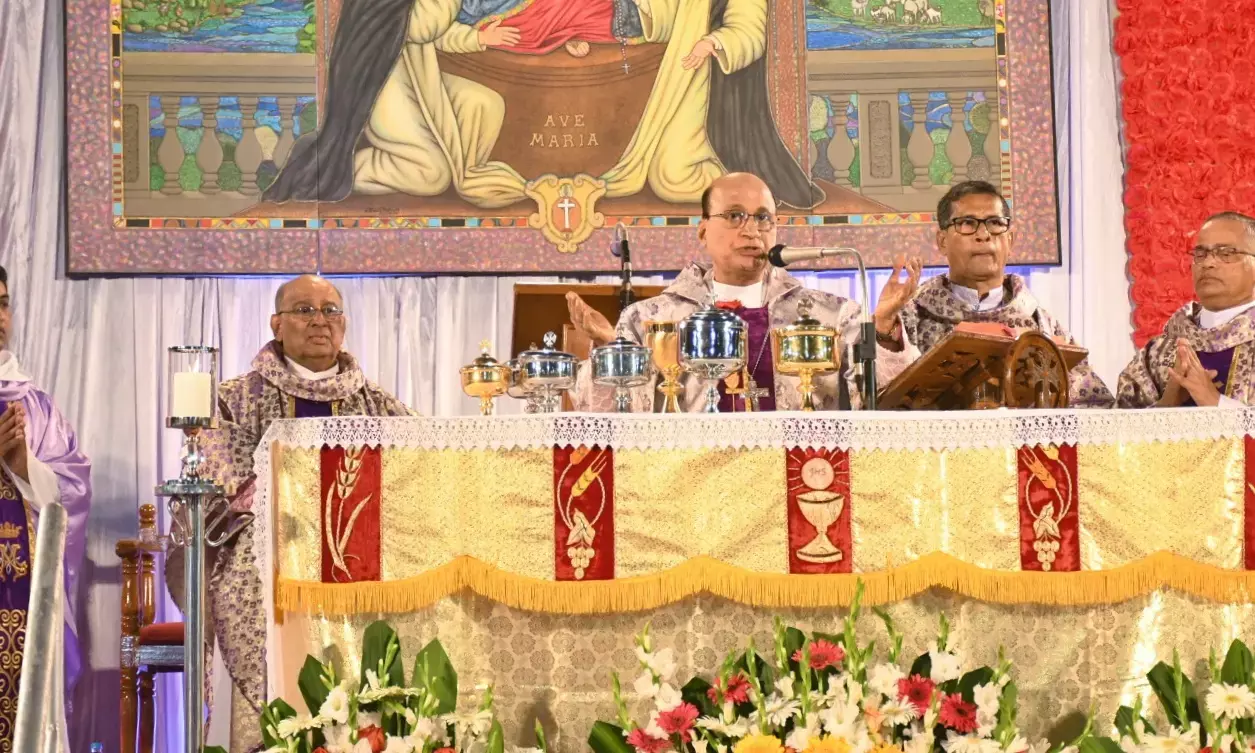 ಮೇರಿಯಮ್ಮರನ್ನು ಜಗತ್ತೇ ತಾಯಿ ಎಂದು ಪರಿಗಣಿಸಿದೆ: ಬಿಷಪ್ ಲೋಬೊ