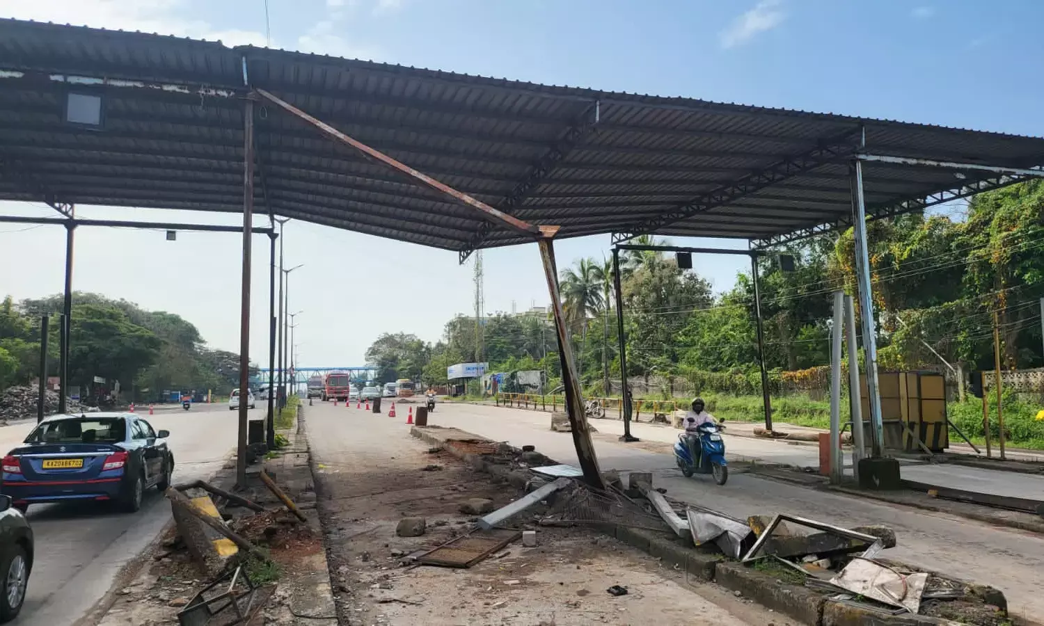 ಸುರತ್ಕಲ್ ನಿರುಪಯುಕ್ತ ಟೋಲ್ ಗೇಟ್ ತಕ್ಷಣ ತೆರವುಗೊಳಿಸದಿದ್ದರೆ ನೇರ ಕಾರ್ಯಾಚರಣೆ: ಹೋರಾಟ ಸಮಿತಿ ಎಚ್ಚರಿಕೆ