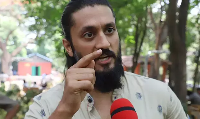 ಗಾಂಧಿವಾದವನ್ನು ಕಿತ್ತೊಗೆಯಬೇಕು ಎಂದ ನಟ ಚೇತನ್‌ ಅಹಿಂಸಾ