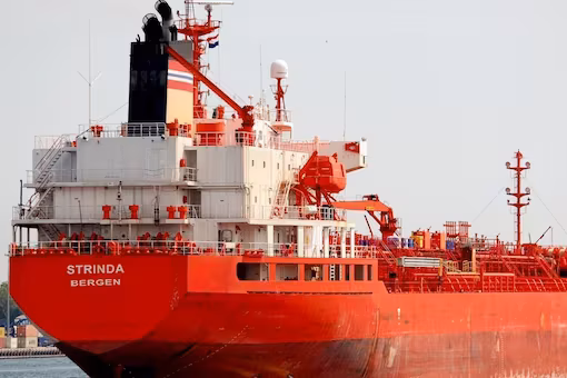 ಮಂಗಳೂರಿನಿಂದ ಹೊರಟಿದ್ದ ಭಾರತದ ತೈಲನೌಕೆಯ ಮೇಲೆ ಕ್ಷಿಪಣಿ ದಾಳಿ