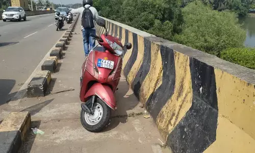 ಉದ್ಯಾವರ ಸೇತುವೆಯಿಂದ ಹೊಳೆಗೆ ಹಾರಿ ವ್ಯಕ್ತಿ ಆತ್ಮಹತ್ಯೆ