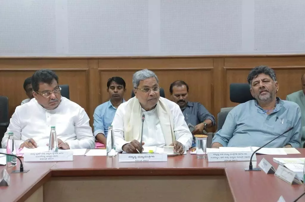 ಲೋಕಸಭಾ ಚುನಾವಣೆಗೆ ಸಜ್ಜಾಗುವಂತೆ ಸಿಎಂ ಸಿದ್ದರಾಮಯ್ಯ ಸೂಚನೆ ಲೋಕಸಭಾ ಚುನಾವಣೆಗೆ ಸಜ್ಜಾಗುವಂತೆ ಸಿಎಂ ಸಿದ್ದರಾಮಯ್ಯ ಸೂಚನೆ