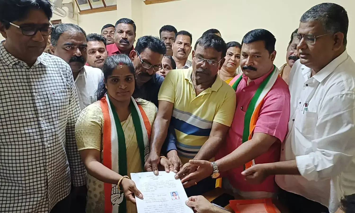 ಉಡುಪಿ: ಪೆರಂಪಳ್ಳಿ ವಾರ್ಡಿಗೆ ಉಪಚುನಾವಣೆ; ಕಾಂಗ್ರೆಸ್ ಪಕ್ಷದಿಂದ ಶ್ರುತಿ ನಾಮಪತ್ರ ಸಲ್ಲಿಕೆ