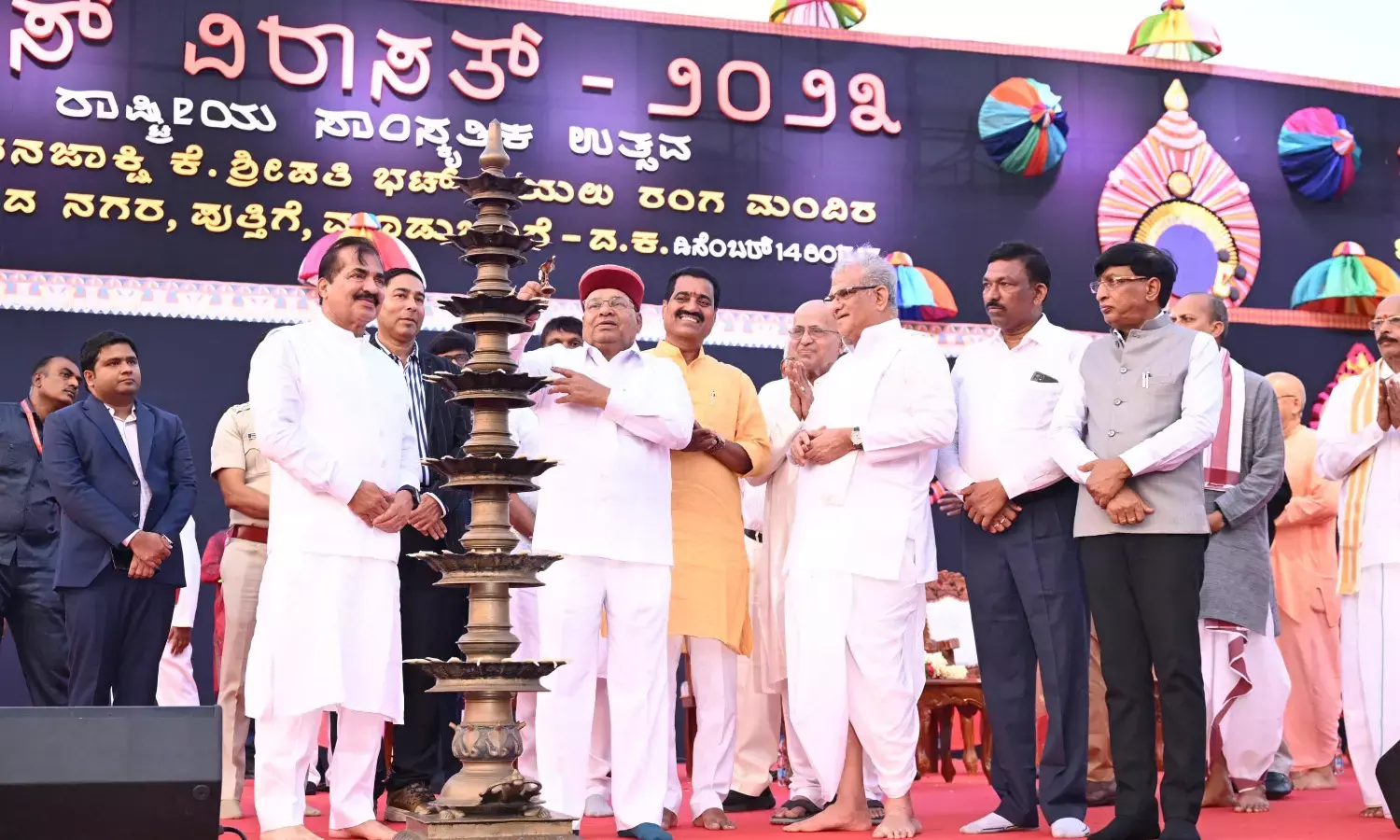 ಸಪ್ತ ಮೇಳಗಳ ಮೆರುಗಿನ ‘ಆಳ್ವಾಸ್ ವಿರಾಸತ್’ಗೆ ಚಾಲನೆ