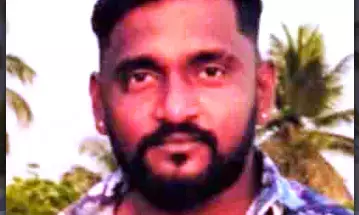 ಮಂಡ್ಯ:  ಕತ್ತು ಕೊಯ್ದು ಯುವಕನ ಕೊಲೆ