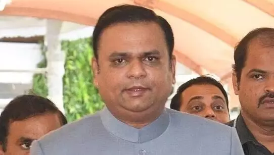 ಶಿವಸೇನೆ ಶಾಸಕರ ಅನರ್ಹತೆ ನಿರ್ಧರಿಸಲು ಸ್ಪೀಕರ್ ಗೆ ಗಡುವು ವಿಸ್ತರಿಸಿದ ಸುಪ್ರೀಂ ಕೋರ್ಟ್