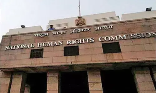 ಮಹಿಳೆಯನ್ನು ವಿವಸ್ತ್ರಗೊಳಿಸಿ ಹಲ್ಲೆ: ರಾಜ್ಯ ಸರ್ಕಾರ, ಪೊಲೀಸ್ ಮುಖ್ಯಸ್ಥರಿಗೆ ರಾಷ್ಟ್ರೀಯ ಮಾನವ ಹಕ್ಕುಗಳ ಆಯೋಗ ನೋಟಿಸ್