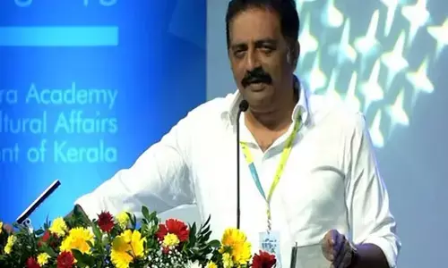 ದೇಶದಲ್ಲಿ ನಿರ್ಮಾಣವಾಗುತ್ತಿರುವ ನಿರೂಪಣೆಗಳ ಬಗ್ಗೆ ಜಾಗರೂಕರಾಗಿರಬೇಕು: ಪ್ರಕಾಶ್‌ ರಾಜ್