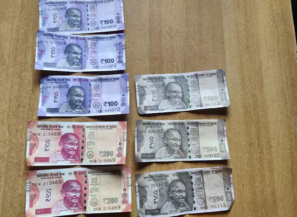 ಮಂಗಳೂರು: ಖೋಟಾ ನೋಟು ಚಲಾವಣೆ ಮಾಡಲು ಯತ್ನಿಸುತ್ತಿದ್ದ ಆರೋಪಿ ಸೆರೆ ಮಂಗಳೂರು: ಖೋಟಾ ನೋಟು ಚಲಾವಣೆ ಮಾಡಲು ಯತ್ನಿಸುತ್ತಿದ್ದ ಆರೋಪಿ ಸೆರೆ