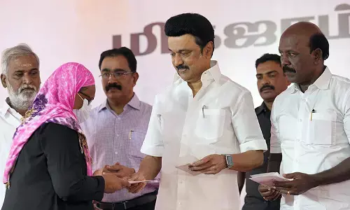 ಮಿಚಾಂಗ್ ಚಂಡಮಾರುತ: ಸಂತ್ರಸ್ತರಿಗೆ ಪರಿಹಾರ ಬಿಡುಗಡೆ ಮಾಡಿದ ಸಿಎಂ ಸ್ಟಾಲಿನ್