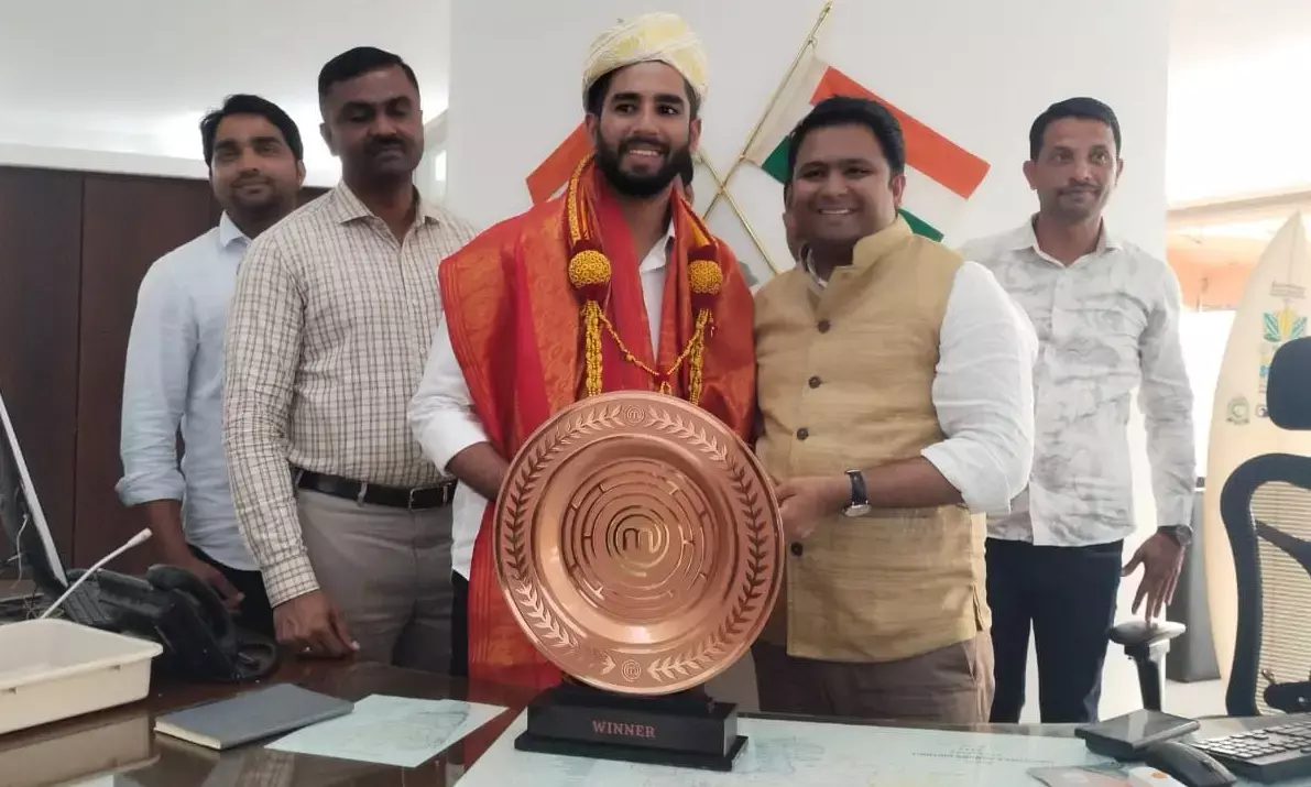 ಮಾಸ್ಟರ್ ಶೆಫ್ ಮುಹಮ್ಮದ್ ಆಶಿಕ್ ಸಾಧನೆ ಯುವ ಜನತೆಗೆ ಪ್ರೇರಣೆ: ದ.ಕ. ಜಿಲ್ಲಾಧಿಕಾರಿ ಮುಲ್ಲೈ ಮುಗಿಲನ್