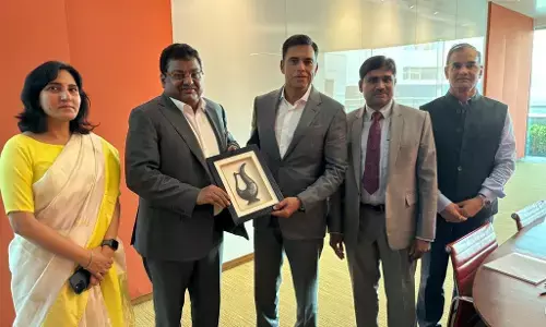 ರಾಜ್ಯಕ್ಕೆ ಬಂಡವಾಳ ಆಕರ್ಷಿಸಲು ಮುಂಬೈಗೆ ಸಚಿವ ಎಂ.ಬಿ.ಪಾಟೀಲ ಭೇಟಿ