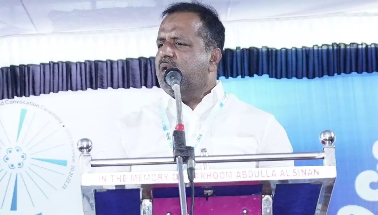 ಕೆ.ಐ.ಸಿ 4ನೇ ಸನದುದಾನ ಮಹಾ ಸಮ್ಮೇಳನ: ಸಾಹಿತ್ಯ ಪುರವಣಿ ಬಿಡುಗಡೆ ಕೆ.ಐ.ಸಿ 4ನೇ ಸನದುದಾನ ಮಹಾ ಸಮ್ಮೇಳನ: ಸಾಹಿತ್ಯ ಪುರವಣಿ ಬಿಡುಗಡೆ