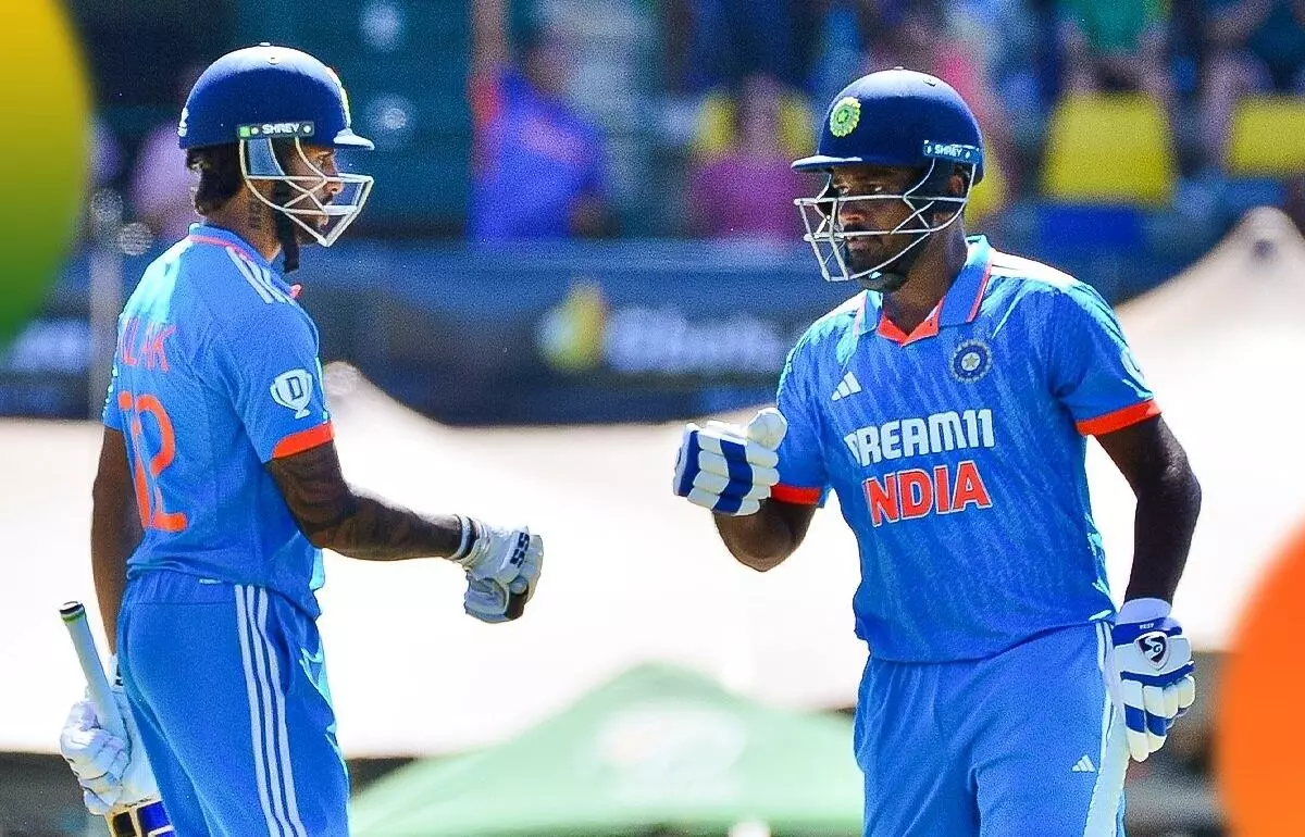 ದಕ್ಷಿಣ ಆಪ್ರಿಕಾ ವಿರುದ್ಧ ಅಂತಿಮ ಏಕದಿನ: ಗೆಲುವಿಗೆ 297 ರನ್ ಗುರಿ ನೀಡಿದ ಭಾರತ ದಕ್ಷಿಣ ಆಪ್ರಿಕಾ ವಿರುದ್ಧ ಅಂತಿಮ ಏಕದಿನ: ಗೆಲುವಿಗೆ 297 ರನ್ ಗುರಿ ನೀಡಿದ ಭಾರತ