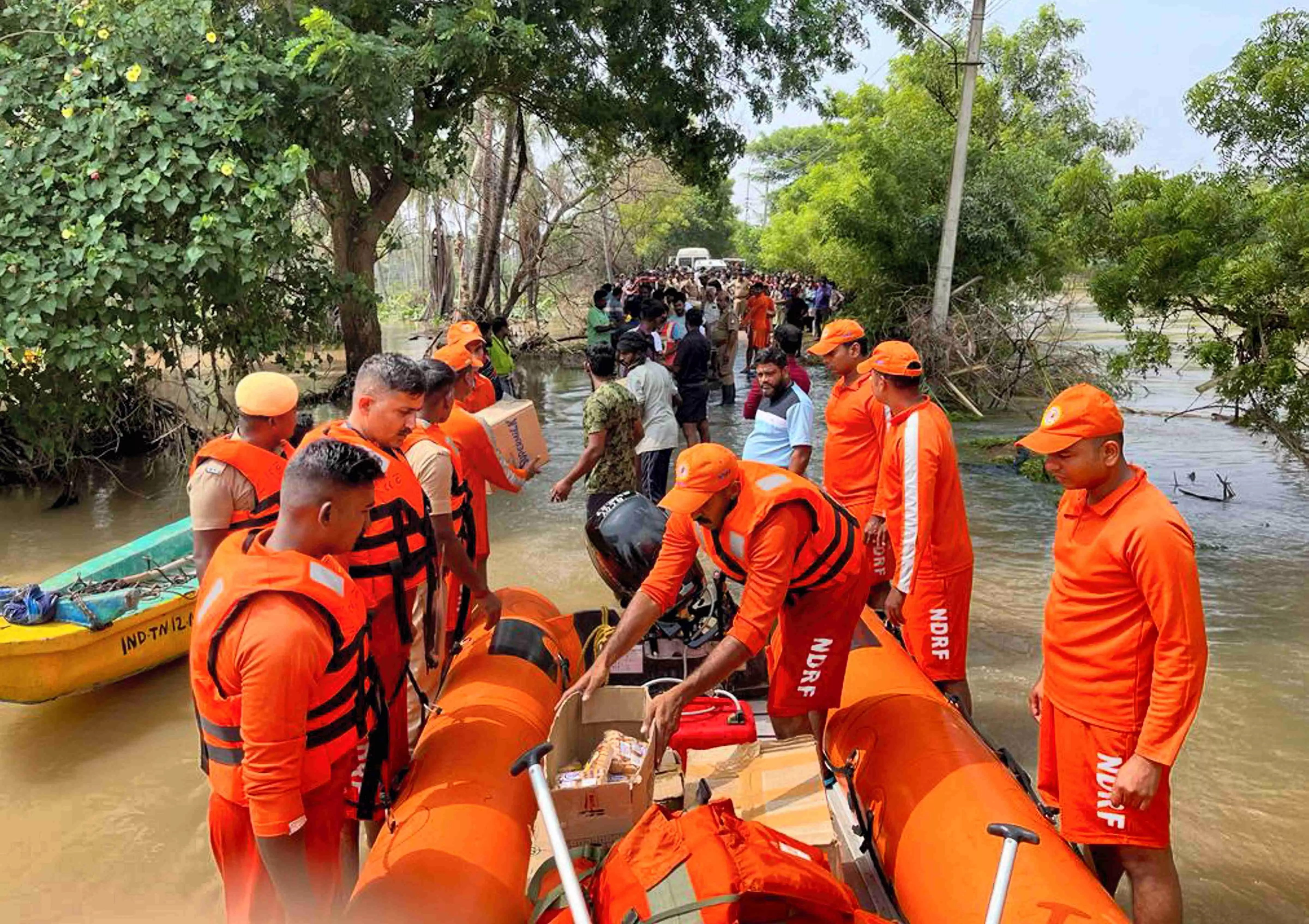 ತಮಿಳುನಾಡಿನಲ್ಲಿ ಮಳೆ ಅವಾಂತರ : ಮುಚ್ಚಿದ ಶಾಲೆಗಳು, ತೀವ್ರಗೊಂಡ ಪರಿಹಾರ ಕಾರ್ಯಾಚರಣೆ
