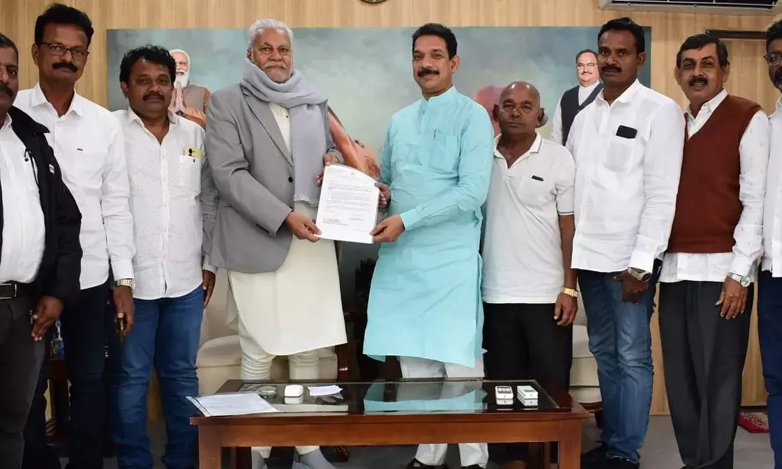 ದೋಣಿ ವಿನ್ಯಾಸ ಬದಲಾವಣೆಗೆ ಕೆಂದ್ರ ಸಚಿವರಿಗೆ ಮನವಿ