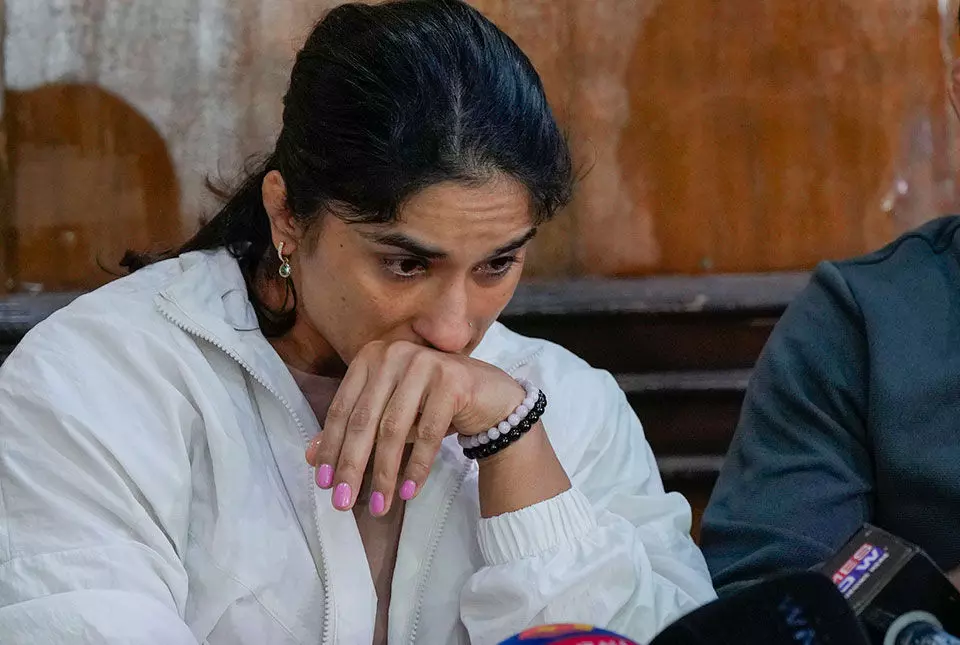 ಮಹಿಳಾ ಕುಸ್ತಿಪಟುಗಳು ಕಿರುಕುಳ ಎದುರಿಸುವುದು ಮುಂದುವರಿಯಲಿದೆ: ಕಣ್ಣೀರಿಟ್ಟ ವಿನೇಶ್‌ ಫೋಗಟ್‌