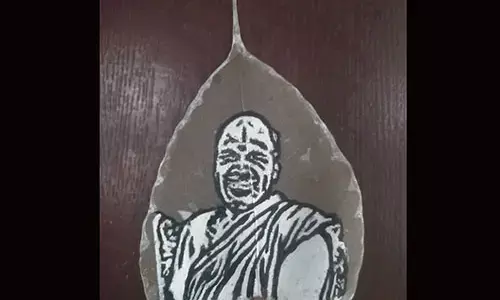 ಅಶ್ವಥ ಎಲೆಯಲ್ಲಿ ಮೂಡಿಬಂದ ಪುತ್ತಿಗೆಶ್ರೀ