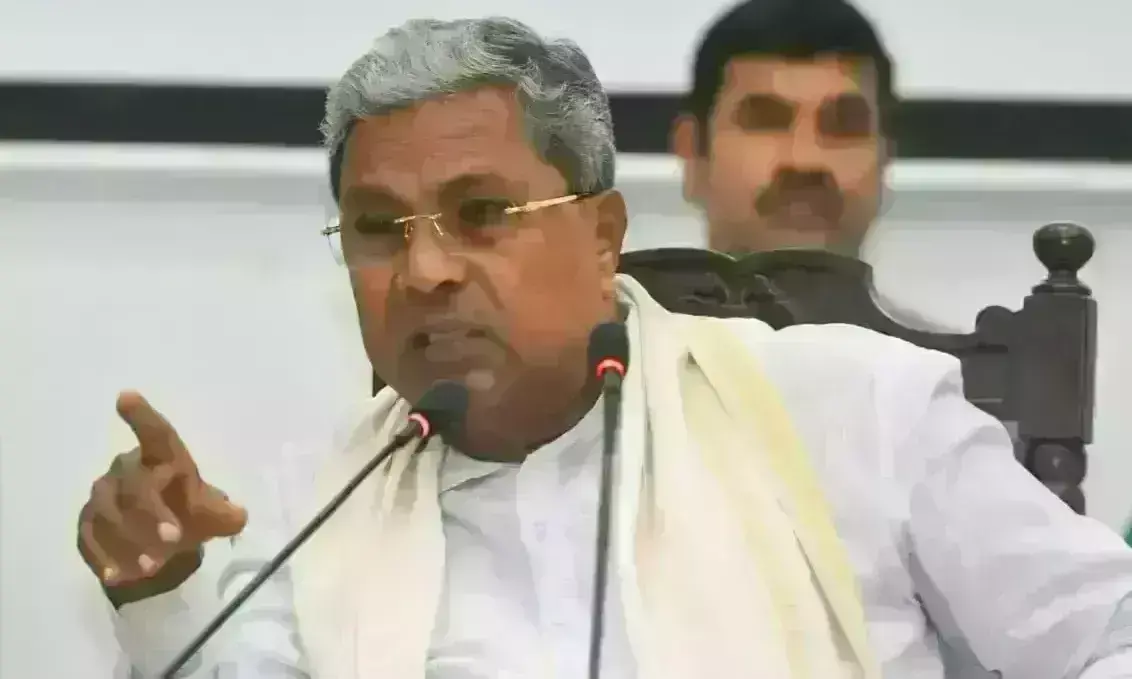 ಶೌಚಾಲಯಗಳನ್ನು ಶುಚಿಗೊಳಿಸಲು ವಿದ್ಯಾರ್ಥಿಗಳನ್ನು ಬಳಸುವುದು ಅತ್ಯಂತ ಹೀನ ಕೃತ್ಯ: ಸಿಎಂ ಸಿದ್ದರಾಮಯ್ಯ ಶೌಚಾಲಯಗಳನ್ನು ಶುಚಿಗೊಳಿಸಲು ವಿದ್ಯಾರ್ಥಿಗಳನ್ನು ಬಳಸುವುದು ಅತ್ಯಂತ ಹೀನ ಕೃತ್ಯ: ಸಿಎಂ ಸಿದ್ದರಾಮಯ್ಯ