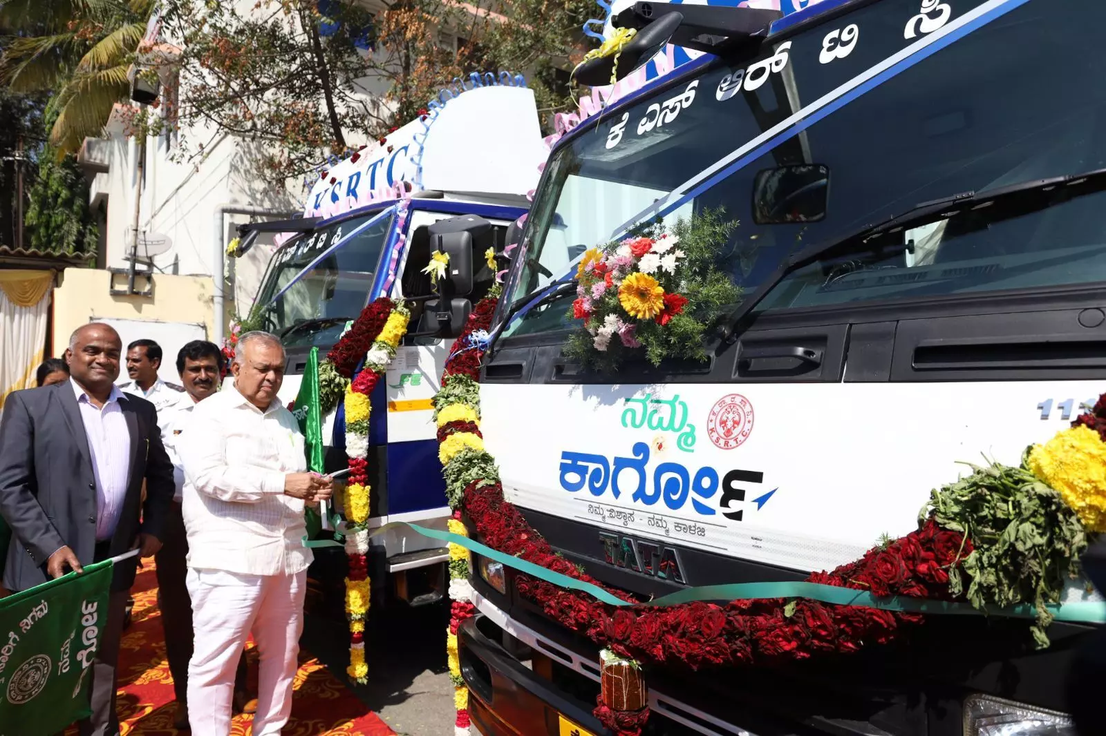 ಕೆಎಸ್ಸಾರ್ಟಿಸಿ ನೂತನ ‘ನಮ್ಮ ಕಾರ್ಗೋ-ಟ್ರಕ್ ಸೇವೆ’ ಗೆ ಚಾಲನೆ ನೀಡಿದ ಸಚಿವ ರಾಮಲಿಂಗಾರೆಡ್ಡಿ