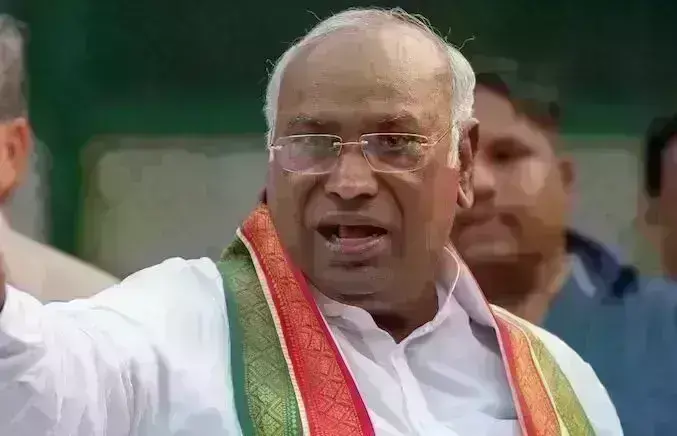 ಸಂಸದರ ಅಮಾನತು ಸಂಸದೀಯ ಪ್ರಜಾಪ್ರಭುತ್ವದ ಮೂಲತತ್ವಗಳಿಗೆ ಹಾನಿಕಾರಕ: ಧನ್ಕರ್‌ಗೆ ಖರ್ಗೆ ಪತ್ರ