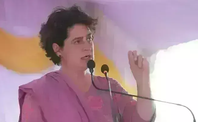 ನ್ಯಾಯಕ್ಕಾಗಿ ಹೋರಾಟಕ್ಕೆ ಬೆಂಬಲ : ಸಾಕ್ಷಿ ಮಲಿಕ್, ಬಜರಂಗ್ ಪುನಿಯಾಗೆ ಪ್ರಿಯಾಂಕಾ ಗಾಂಧಿ ಭರವಸೆ