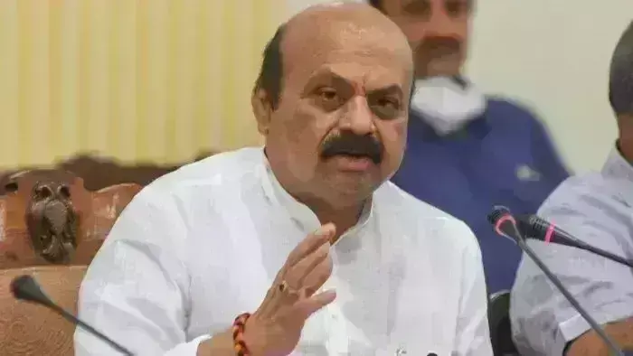 ರಾಜಕೀಯ ಲಾಭಕ್ಕಾಗಿ ಹಿಜಾಬ್ ಪ್ರಸ್ತಾಪ ಖಂಡನೀಯ: ಮಾಜಿ ಸಿಎಂ ಬಸವರಾಜ ಬೊಮ್ಮಾಯಿ