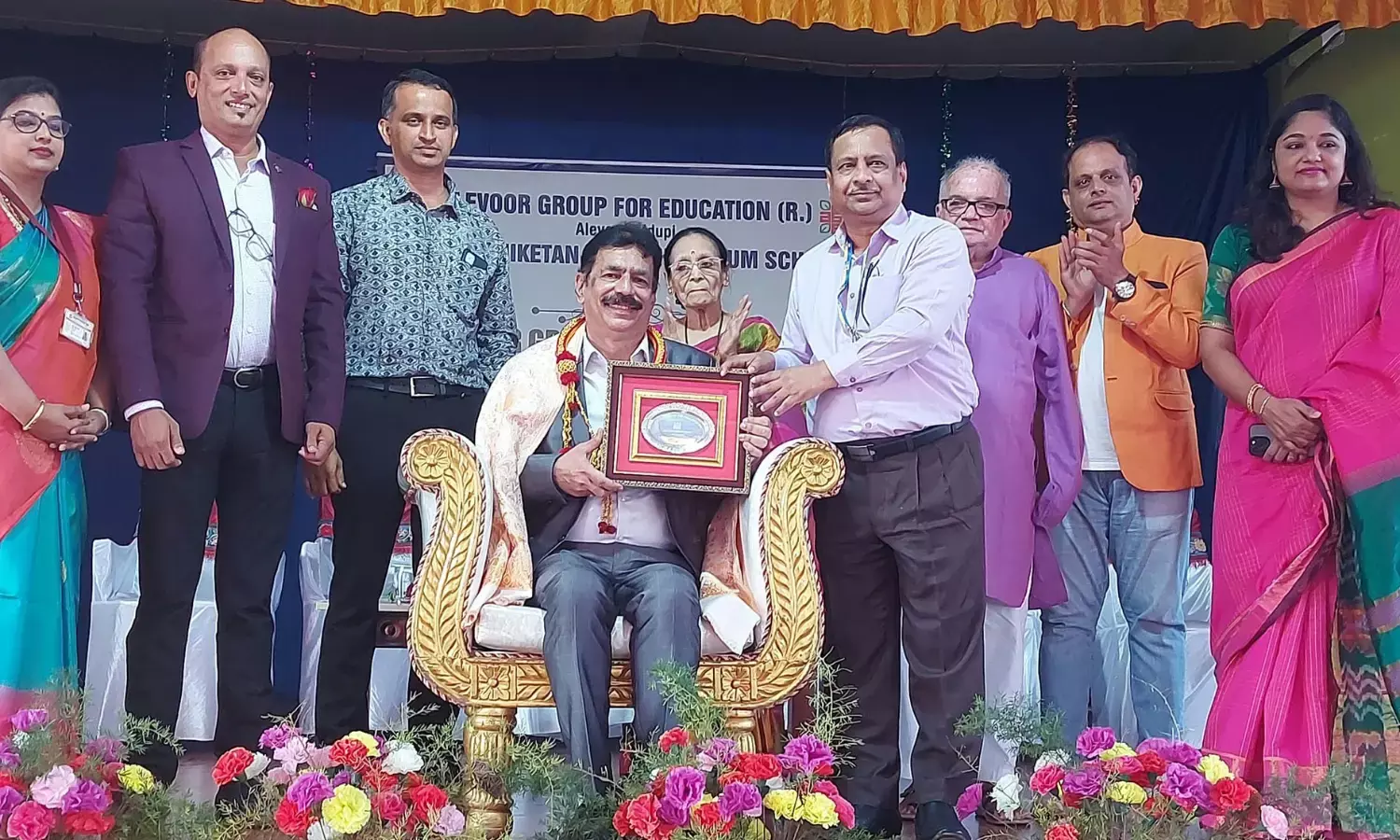 ನ್ಯಾಯವಾದಿ ಶಾಂತಾರಾಮ್ ಶೆಟ್ಟಿಗೆ ಅಲೆವೂರು ಗ್ರೂಪ್ ಅವಾರ್ಡ್ ಪ್ರದಾನ