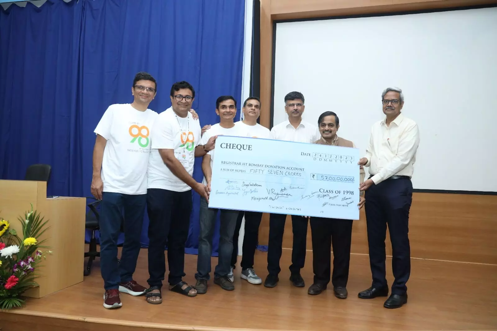 1998ರ ತರಗತಿಯ ವಿದ್ಯಾರ್ಥಿಗಳಿಂದ ಐಐಟಿ-ಬಾಂಬೆಗೆ 57 ಕೋ.ರೂ.ದೇಣಿಗೆ