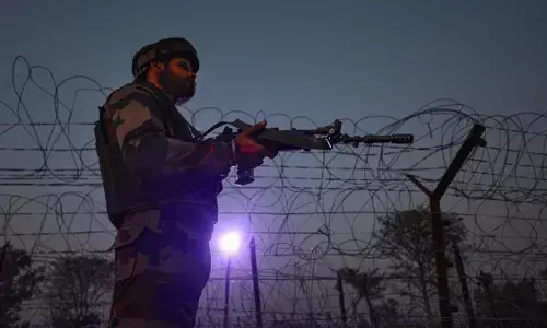 ಜಮ್ಮುವಿನ ಎಲ್ಒಸಿ ಬಳಿ ಡ್ರೋನ್ ಗಳು ಬೀಳಿಸಿದ್ದ ಶಸ್ತ್ರಾಸ್ತ್ರಗಳು, ನಗದು ವಶ