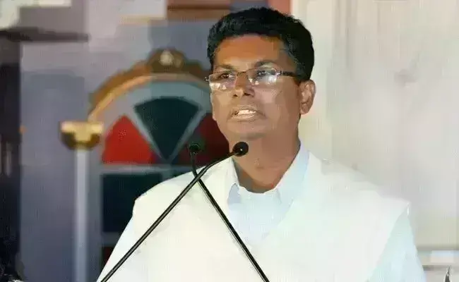 ಕಲ್ಲಡ್ಕ ಪ್ರಭಾಕರ ಭಟ್ ವಿರುದ್ಧ ಮುಸ್ಲಿಮ್ ಸಮುದಾಯ ದೂರು ದಾಖಲಿಸಲಿ: ಸಚಿವ ಸತೀಶ್ ಜಾರಕಿಹೊಳಿ