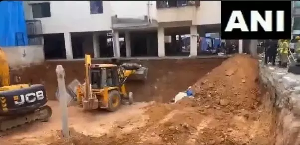 ಬೆಂಗಳೂರು: ನಿರ್ಮಾಣ ಹಂತದ ಕಟ್ಟಡ ಕುಸಿದು ಕಾರ್ಮಿಕ ಮೃತ್ಯು ಬೆಂಗಳೂರು: ನಿರ್ಮಾಣ ಹಂತದ ಕಟ್ಟಡ ಕುಸಿದು ಕಾರ್ಮಿಕ ಮೃತ್ಯು