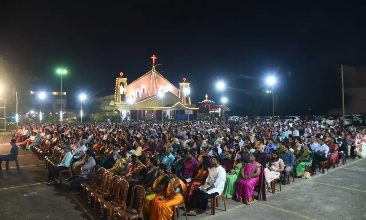 ಕರಾವಳಿಯಲ್ಲಿ ಕ್ರಿಸ್ಮಸ್ ಸಂಭ್ರಮ