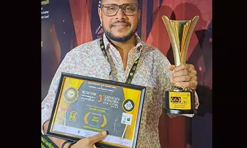 ನವೀನ್ ಡಿ ಪಡೀಲ್‌ಗೆ ಅತ್ಯುತ್ತಮ ನಟ ಪ್ರಶಸ್ತಿ: ಮೂಗಜ್ಜನ ಕೋಳಿ ಸಿನಿಮಾದಲ್ಲಿ ಮೂಗನ ಪಾತ್ರದಲ್ಲಿ ಪಡೀಲ್ ಅಭಿನಯ