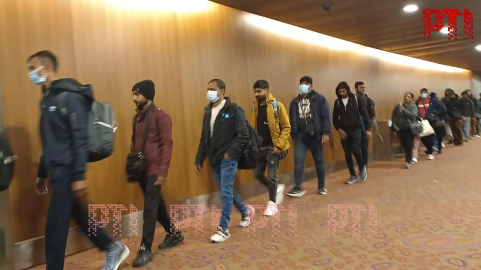 ಮಾನವ ಕಳ್ಳಸಾಗಾಣಿಕೆ ಶಂಕೆಯಿಂದ ಫ್ರಾನ್ಸ್ ನಲ್ಲಿ ತಡೆಹಿಡಿಯಲ್ಪಟ್ಟಿದ್ದ ವಿಮಾನ ಮುಂಬೈಗೆ ವಾಪಾಸು