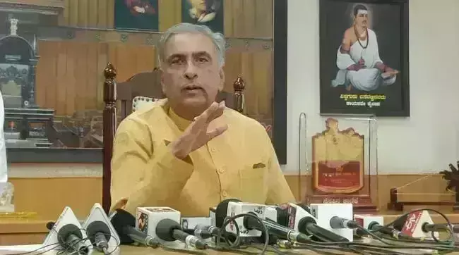 ಸಭಾಪತಿ ಕುರ್ಚಿಗೆ ಗೌರವ ಇಲ್ಲ:  ಬಸವರಾಜ್ ಹೊರಟ್ಟಿ ಬೇಸರ