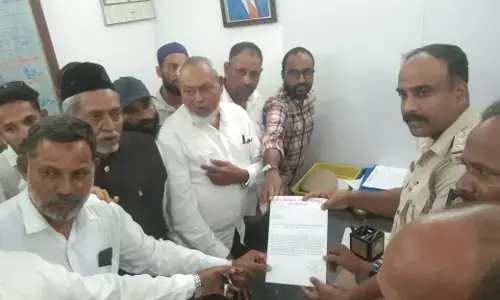 ಕಲ್ಲಡ್ಕ ಪ್ರಭಾಕರ್ ಭಟ್ ವಿರುದ್ಧ ಉಳ್ಳಾಲ ಠಾಣೆಗೆ ದೂರು