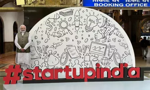 ರೈಲು ನಿಲ್ದಾಣಗಳಲ್ಲಿ ಪ್ರಧಾನಿ ಭಾವಚಿತ್ರವಿರುವ ಸೆಲ್ಫಿ ಕೇಂದ್ರ : 1.68 ಕೋ.ರೂ. ವೆಚ್ಚ ಮಾಡಲಿರುವ ಕೇಂದ್ರ ರೈಲ್ವೆ