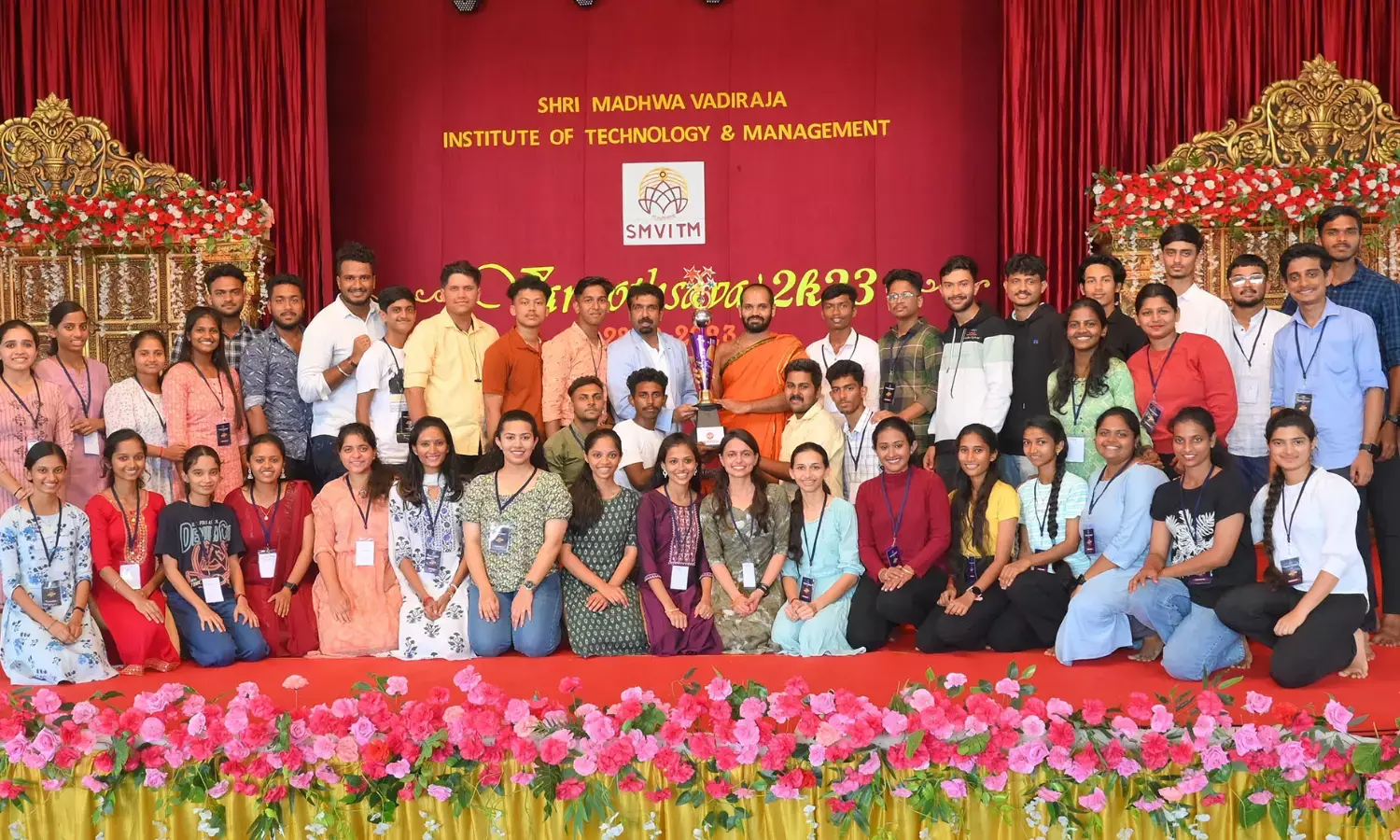 ಅಂತರಕಾಲೇಜು ಮಟ್ಟದ ಸಾಂಸ್ಕೃತಿಕ ಸ್ಪರ್ಧೆ: ಪುತ್ತೂರು ವಿವೇಕಾನಂದ ಕಾಲೇಜಿಗೆ ಚಾಂಪಿಯನ್ ಪ್ರಶಸ್ತಿ