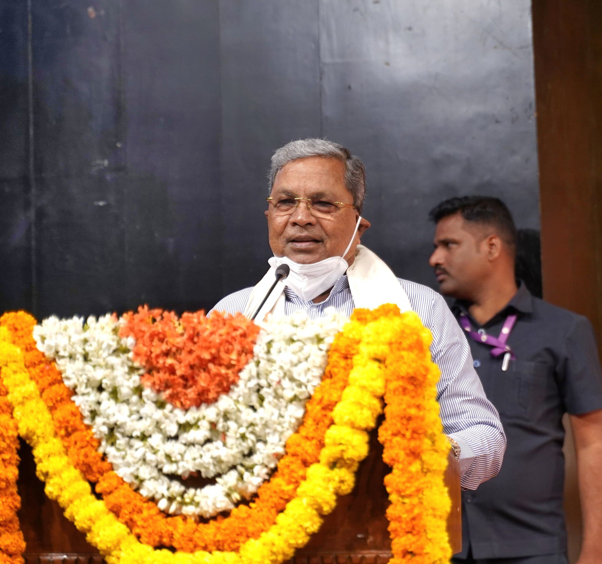 ಸಂವಿಧಾನದ ಧ್ಯೇಯೋದ್ದೇಶಗಳನ್ನು ಜಾರಿಗೊಳಿಸುವುದು ಸರ್ಕಾರದ ಜವಾಬ್ದಾರಿ: ಸಿಎಂ ಸಿದ್ದರಾಮಯ್ಯ