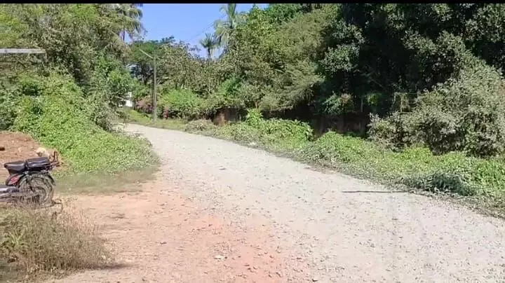 ಕಾರ್ಕಳ ಪುರಸಭಾ ವ್ಯಾಪ್ತಿಯ ಹವಾಲ್ದಾರ್ ಬೆಟ್ಟು ಹಿರಿಯಂಗಡಿ ರಸ್ತೆಯ ಅವ್ಯವಸ್ಥೆ ಗ್ರಾಮಸ್ಥರ ಆಕ್ರೋಶ ಕಾರ್ಕಳ ಪುರಸಭಾ ವ್ಯಾಪ್ತಿಯ ಹವಾಲ್ದಾರ್ ಬೆಟ್ಟು ಹಿರಿಯಂಗಡಿ ರಸ್ತೆಯ ಅವ್ಯವಸ್ಥೆ ಗ್ರಾಮಸ್ಥರ ಆಕ್ರೋಶ